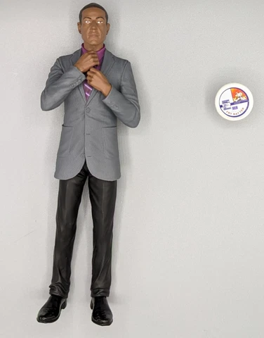Mezco Toyz Breaking Bad Gus Fring 6” Collectible Figure Cover