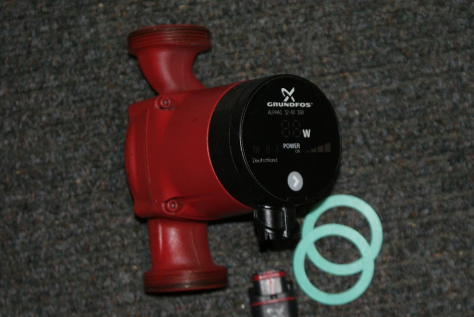 Grundfos Umwälzpumpe Alpha 1 32-40 - Bild 1 von 1