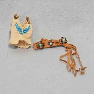 LOTE MUÑECA BRATZ MGA Ropa FUNK OUT FIANNA Camiseta sin mangas Camisa Bronceada y Marrón Cinturón  - Imagen 1 de 2