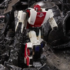 Transformers Red Alert Siege War for Cybertron Hasbro Action Figure Toys 5"New - Picture 1 of 10