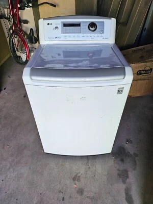 LG - 4,5 Cu. Lavadora de carga superior de alta eficiencia con tecnología WaveForce Foto 1 de 4