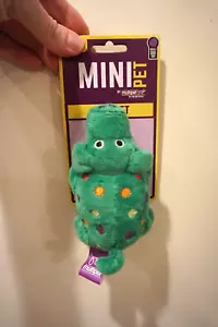 NEU MULTIPET MINIPET HUNDESPIELZEUG PLÜSCHKUGEL GRÜN 4 ZOLL - Bild 1 von 4