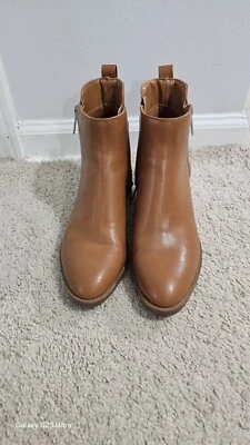  Calvin Klein Deniece Brown Zip-Up Womens Ankle Bootie Shoes Size 6.5 M - Image 1 of 4