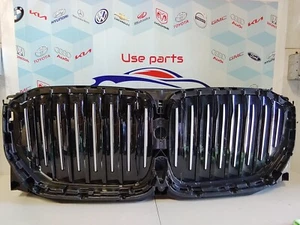 2019 BMW X5 G05 SHUTTER CENTER FRONT BUMPER OEM 2020 2021 2022 - Picture 1 of 17