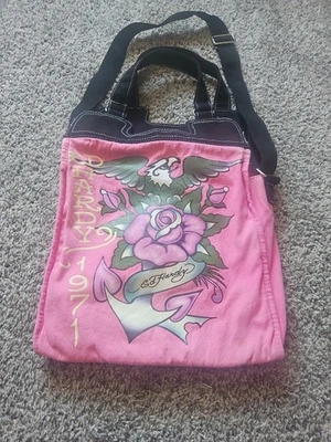 Ed Hardy Pink Shoulder/Handbag Measures 16 x 11 x 3 in. Good Pre Owned Condition - Image 1 of 4