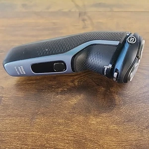 Philips Norelco Shaver 3000 series Wet & Dry Rechargeable No Powercord Tested  - Picture 1 of 8