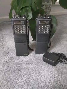 Pair Of ICOM IC-M5 VHF MARINE RADIO TELEPHONES One Works One Powers Up - Picture 1 of 17