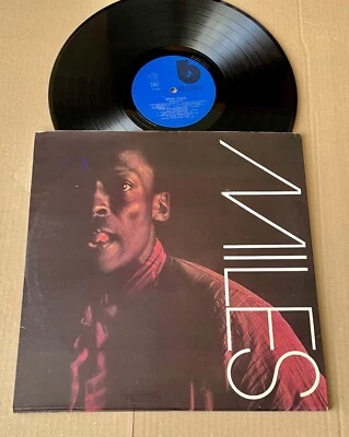 Miles DAVIS "S/T" FRENCH 2 LP +4 page Insert BLUE NOTE BST 81501/2 (1971) EX/NM - Photo 1/4
