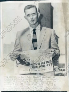 1958 Cleveland Indians Baseball Player Catcher J W Porter Press Photo - Picture 1 of 2