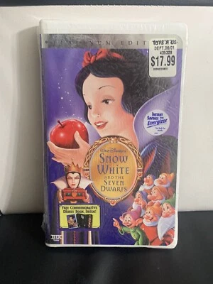 Snow White And The Seven Dwarfs (Disney Platinum Edition) [VHS] New Sealed - Image 1 of 4