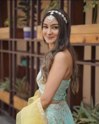 Conjunto de joyería ancho Kundan tradicional Mangtika Matha Patti Big Sheshpatti Foto 1 de 4