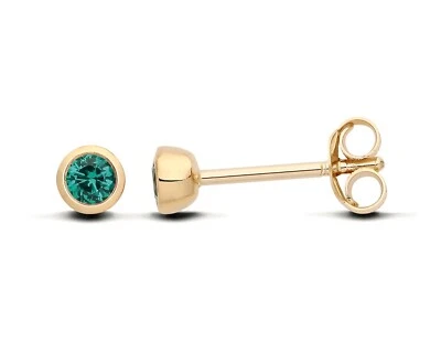 9ct Gold on Silver simulated EMERALD Solitaire Stud Earrings - MAY Birthstone - Image 1 of 4