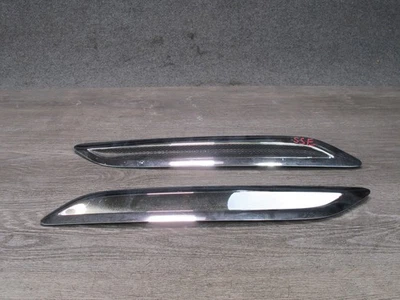 07-10 SATURN SKY REDLINE JUEGO DE 2 MOLDURAS DE VENTILACIÓN DE CAPÓ IZQUIERDO Y DERECHO CROMO OEM Foto 1 de 4