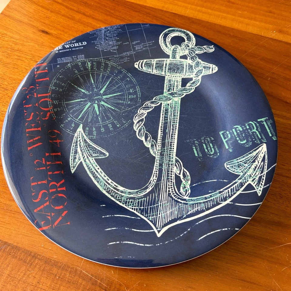 Juego de 3 platos de cena náuticos de melamina International Pier 45 con anclaje Foto 1 de 4