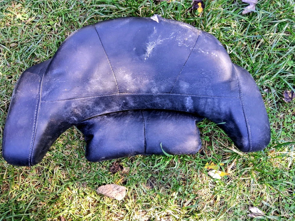 Harley Davidson 1980 FLH Electra Glide Touring Seat OEM Used Black - Image 1 of 4