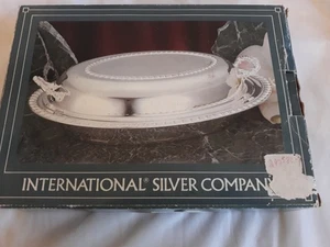 International Silver Co 3 pc Silverplated Vegetable Dish Pyrex Liner Oval Boxed - Picture 1 of 24