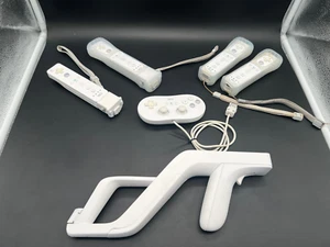 Nintendo Wii Controller, Classic & Pro GamePad Controller und Nunchuk Original - Bild 1 von 17