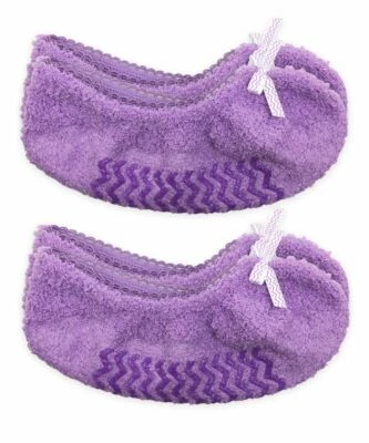 Jefferies Socks Womens Slipper Non-Slip Comfy Christmas Fuzzy Gripper Socks 2 Pr - Image 1 of 4
