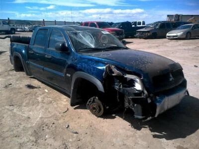 Used Front Upper Upper Control Arm Front fits: 2006 Mitsubishi RAIDER Front Uppe - Image 1 of 4