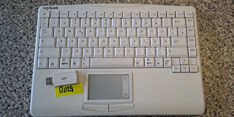 Mini-Funktastatur/Touchpad von Keysonic ACK-540MAC-RF QWERTZ  APPLE und PC - Bild 1 von 2