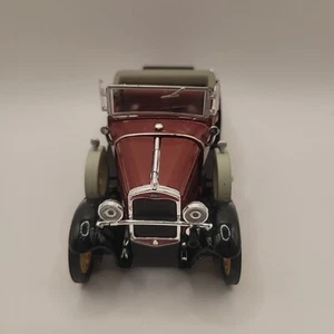 1931 Ford Roadster Model Scale 1:32 - Picture 1 of 10