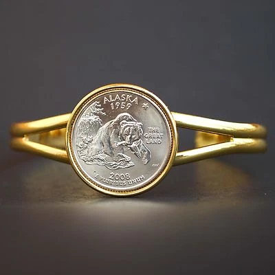 US 2008 Alaska State Quarter Coin Gold Plated Cuff Bracelet - Beautiful - Image 1 of 4
