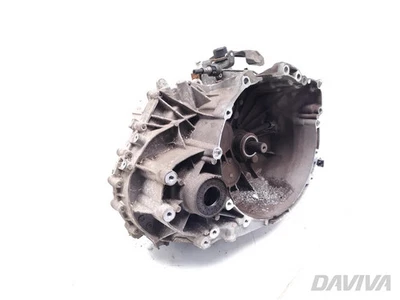 Volvo V60 Boîte de vitesses manuelle à 6 vitesses D4 Diesel 133kW (181 HP) 2013 - Image 1 of 4