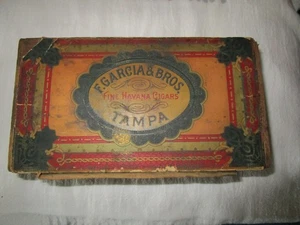 ANTIQUE F. GARCIA & BROS FINE HAVANA CIGARS TAMPA WOOD CIGAR BOX - Picture 1 of 5