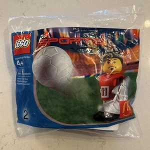 McDonalds Happy Meal Spielzeug Lego Sport #2 Fußballspieler 2004 Neu Versiegelt - Bild 1 von 2