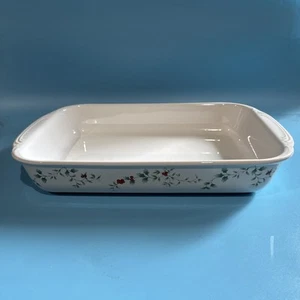 PFALTZGRAFF Winterberry Holiday Casserole Rectangular Baking Dish 14” X 8” - Picture 1 of 3