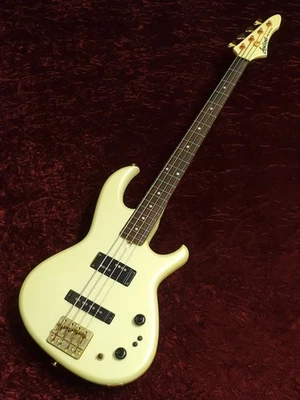 Aria Pro II RSB Deluxe-II Pearl White Electric Bass Guitar Used From Japan - Image 1 of 4