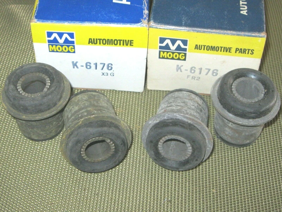 Nuevo 1978-1986 Buick, Chevy, Olds, Pontiac brazo de control superior juego de bujes, Moog. Foto 1 de 1