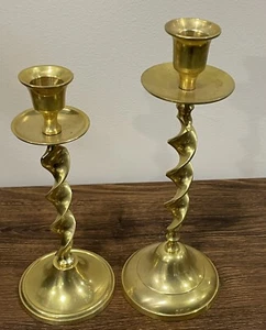 2- VTG Solid Brass Shiny Candlestick  Holder Ribbon Swirl - India Mixed Matched - Picture 1 of 9