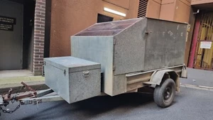 8 x 6 Enclosed Trailer + storage+Rego + spare tyre- Go Kart / Tradie / Lockable - Picture 1 of 11