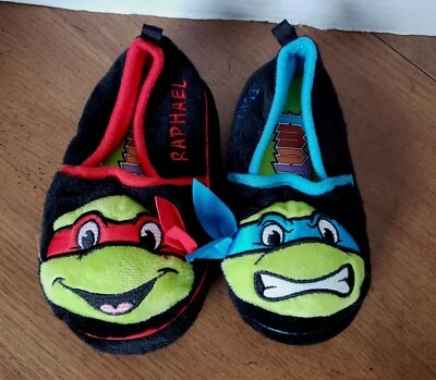 Zapatillas Teenage Mutant Ninja Turtles para niños pequeños TALLA M 7/8 Raphael Leonardo Foto 1 de 4