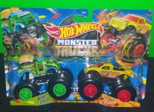 2023 Hot Wheels Monster Trucks- 2 Pack-BUNS OF STEEL VS FRIED UP - Picture 1 of 15