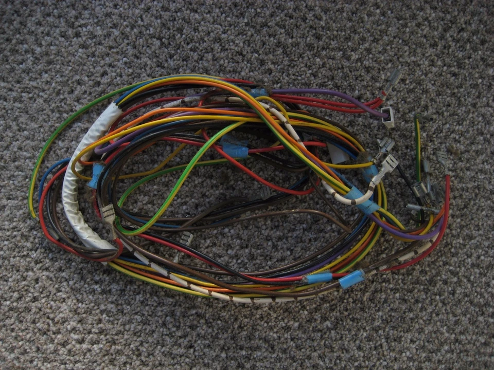 Arnés de cableado completo White Knight secadora CL332 WV Foto 1 de 1