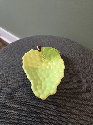 Ceramic Fruit Trinket Trays Grapes Brazil Tuscan Style - Image 1 of 4