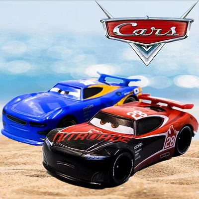 MARKENLOS Disney- Pixar Cars 1:55 Danny Swervez & Tim Treadless Diecast Auto Spielzeug NEU