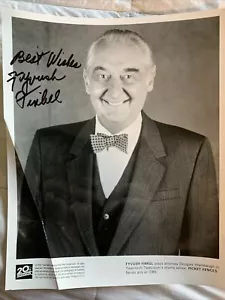Fyvush Finkel "Picket Fences" AUTOGRAPH Signed 8x10 Photo - Picture 1 of 2