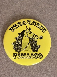 VINTAGE PIMLICO PREAKNESS RACEWAY HORSE RACE RACING LARGE PIN BUTTON 3.5” - Picture 1 of 2