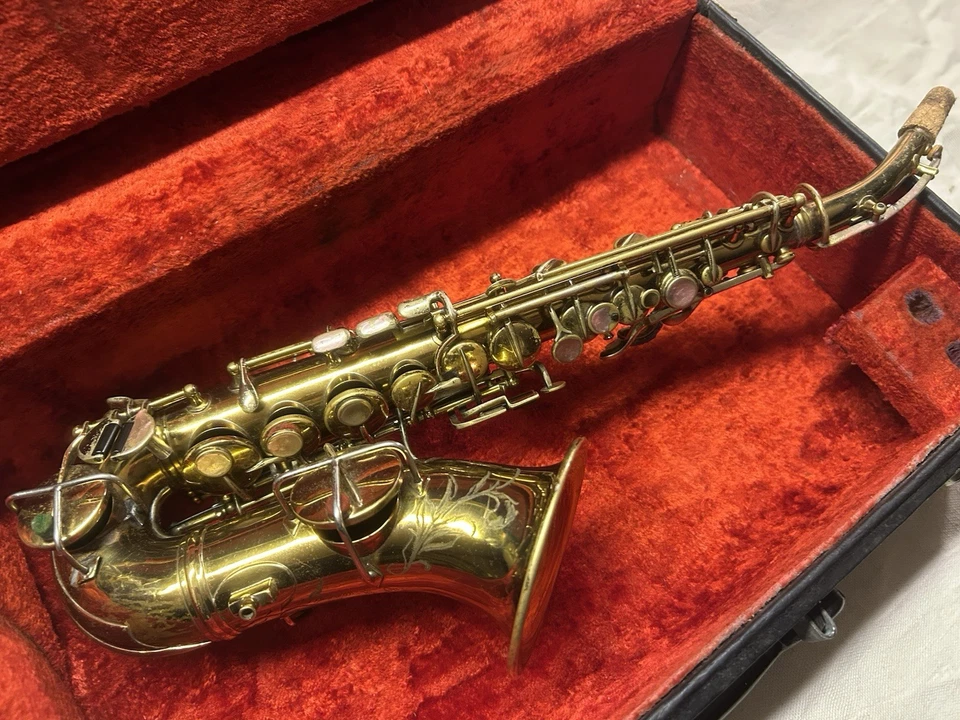 Saxofón soprano curvo Carl Fisher de Pan American, laca original, ¡bonito! Foto 1 de 4