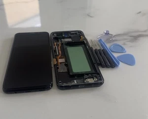 Digitalizador de pantalla táctil LCD Samsung S8 G950F con repuesto de marco - Imagen 1 de 2