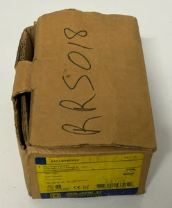 NEW - Square D 8501 XO40V02 AC Control Relay Series A Open Type 120V Coil KC NIB - Picture 1 of 8