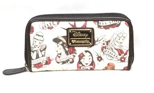 Nueva Cartera Tatuaje Princesa Loungefly Disney - Nueva sin Etiquetas - 8" x 4.25" x 1" - Imagen 1 de 3