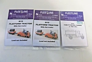 2 X PLATTFORM TRAKTOR MIT ANHÄNGER & 1 x FORD TT BENZINTANKWAGEN SPUR N VON FLEETLI - Bild 1 von 1