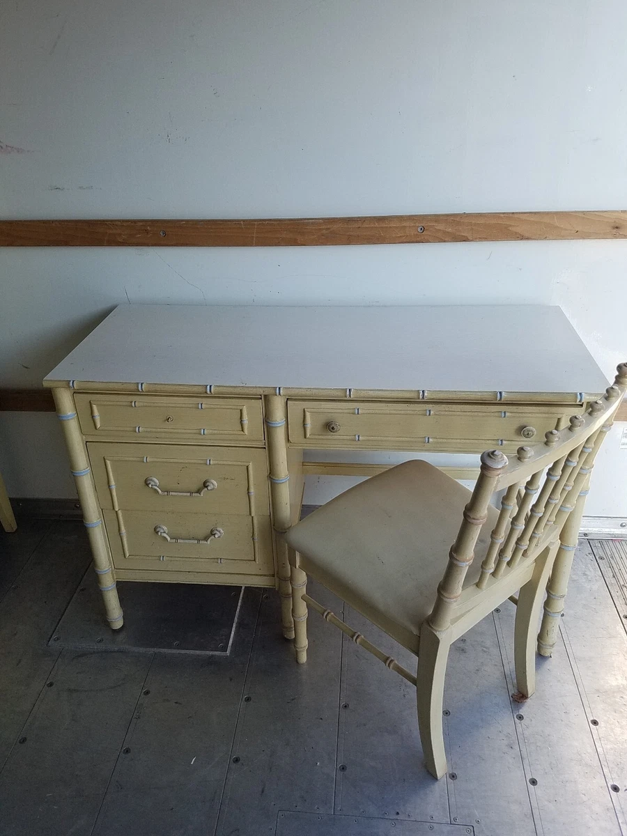 Thomasville アンティークデスク ブラウン Thomasville Desks - 4 For Sale at 1stDibs | thomasville secretary