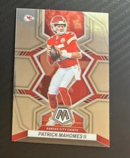 2022 PANINI MOSAIC #94 PATRICK MAHOMES II