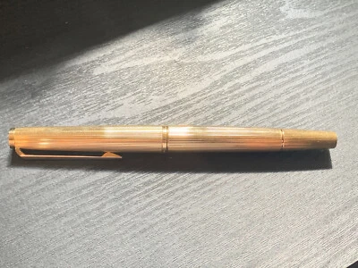 Pluma Estilográfica Montblanc Vintage Nº 124 Chapada en Oro Rayas 18k Nuevo en Caja Foto 1 de 4