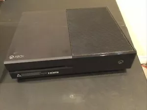 Microsoft Xbox One Model 1540 Console NOT WORKING, PARTS/REPAIR ONLY AS IS - Picture 1 of 2